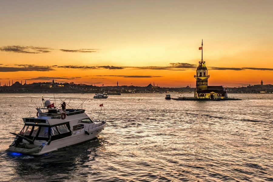 Bosphorus Sunset Cruise on Luxury Yacht