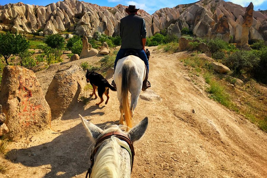 2 Hours Horseback Riding Experience in Cappadocia