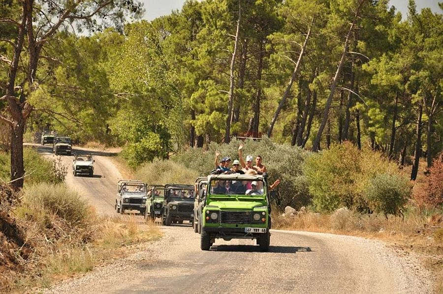 Off-Road Jeep Safari with Lunch from Bodrum
