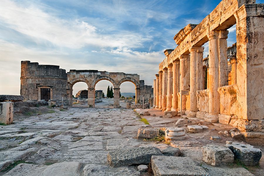 Pamukkale and Hierapolis Ancient City Tour